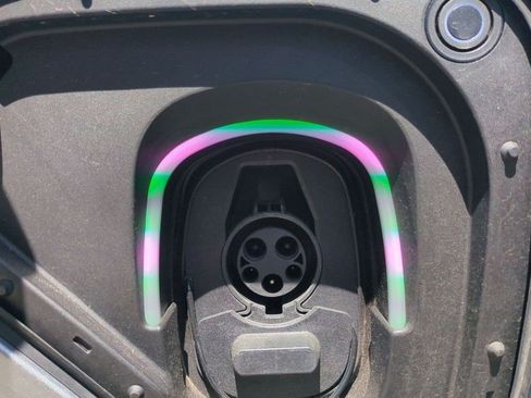 Certified 2026 Cadillac Vistiq Premium Luxury w/ LPO, Floor Liner Package AWD/4WD image 30