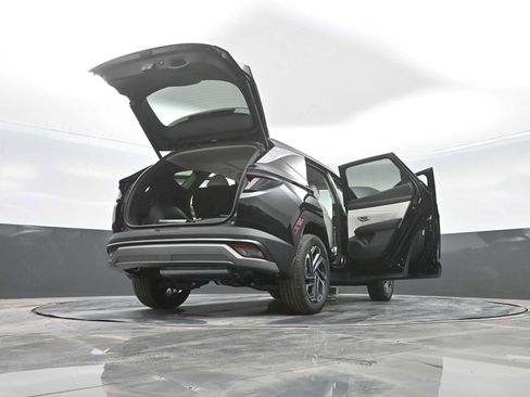 New 2026 Hyundai Tucson Limited image 43