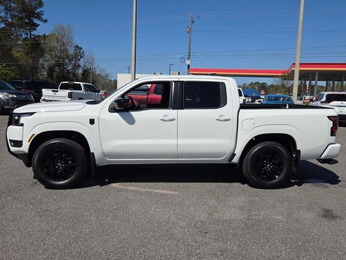 New 2026 Nissan Frontier SV image 4