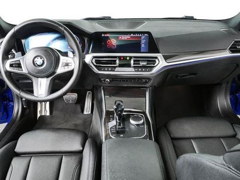 Used 2021 BMW 330i Sedan w/ M Sport Package RWD image 19
