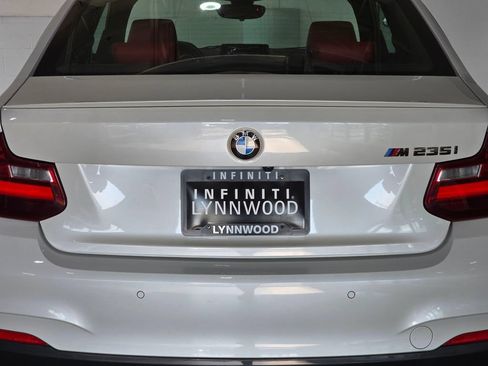 Used 2016 BMW M235i Coupe RWD image 27