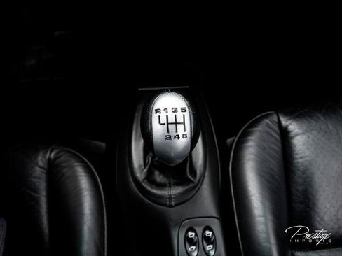 Used 2004 Porsche 911 GT3 RWD image 31