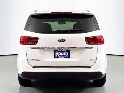 Used 2019 Kia Sedona EX image 6