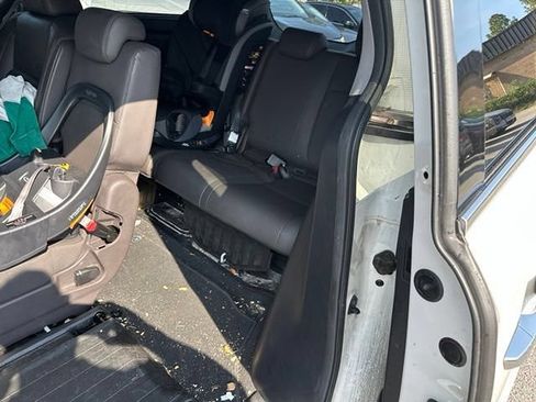 Used 2019 Honda Odyssey Elite image 16