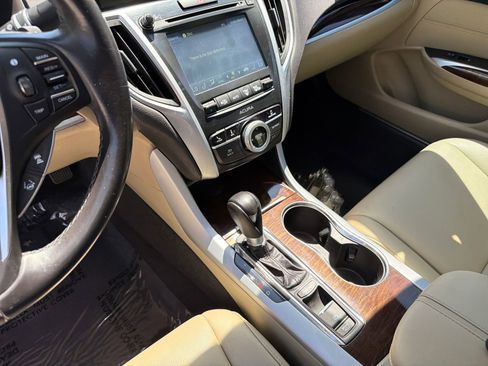 Used 2019 Acura TLX FWD image 17