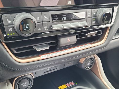 New 2026 Toyota Grand Highlander AWD Hybrid image 20