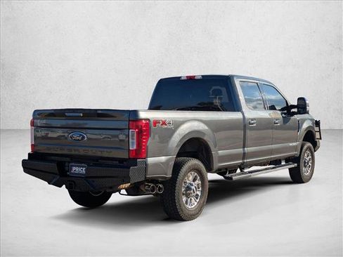 Used 2019 Ford F350 XLT w/ XLT Premium Package image 5