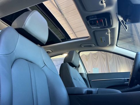 New 2026 Hyundai Sonata Limited image 17