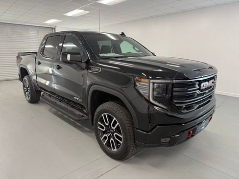 New 2026 GMC Sierra 1500 AT4 w/ AT4 Premium Package image 3