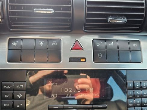 Used 2006 Mercedes-Benz C 230 Sedan image 17