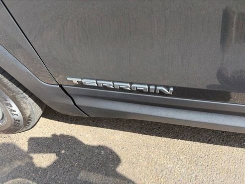 Used 2019 GMC Terrain SLE w/ LPO, Floor Liner Package AWD/4WD image 44