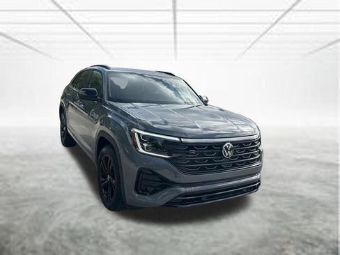 New 2026 Volkswagen Atlas Cross Sport SEL R-Line AWD/4WD image 7