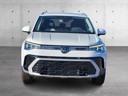 New 2025 Volkswagen Taos SEL image 23