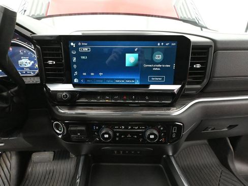 Used 2024 Chevrolet Silverado 2500 LTZ w/ LTZ Plus Package AWD/4WD image 39