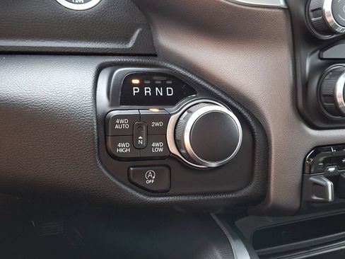 Used 2020 RAM 1500 Big Horn AWD/4WD image 16