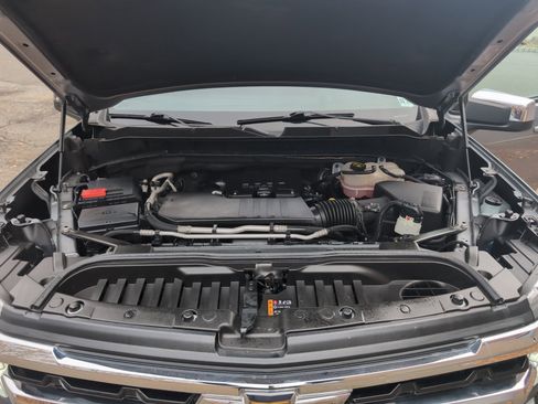 Used 2023 Chevrolet Silverado 1500 LT image 32