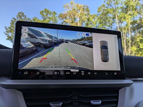 New 2026 Ford Explorer Active w/ Active Comfort Package image 22