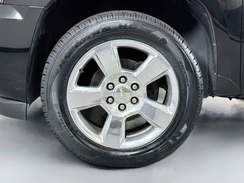 Used 2011 Chevrolet Tahoe LTZ AWD/4WD image 9
