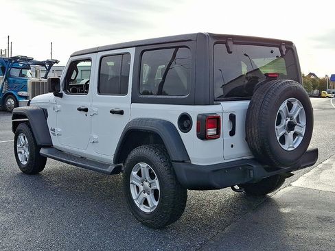 Used 2020 Jeep Wrangler Unlimited Sport S image 4