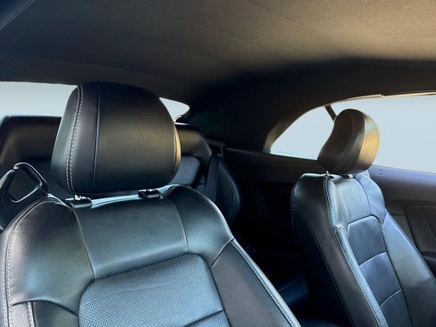 Used 2018 Ford Mustang Premium image 25