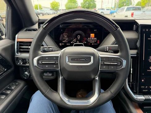 New 2025 GMC Yukon XL Denali w/ Denali Reserve Package AWD/4WD image 25