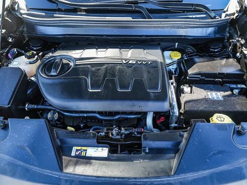 Used 2018 Jeep Cherokee Trailhawk image 30