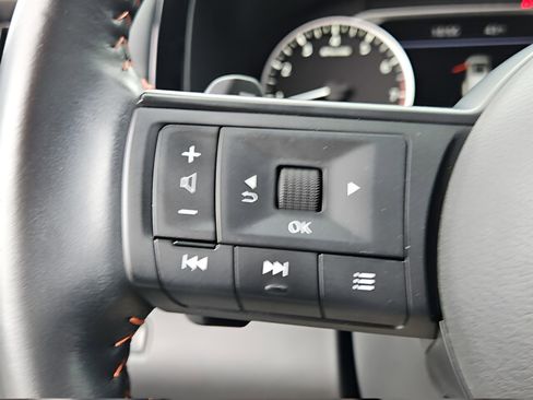 Used 2024 Nissan Pathfinder Rock Creek image 27