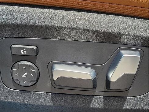 Used 2026 BMW X5 sDrive40i w/ Premium Package RWD image 20