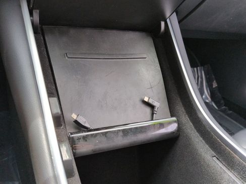 Used 2018 Tesla Model 3 Mid Range RWD image 24