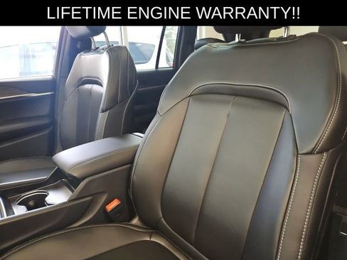 New 2026 Jeep Grand Cherokee Limited w/ Limited Altitude Package image 11