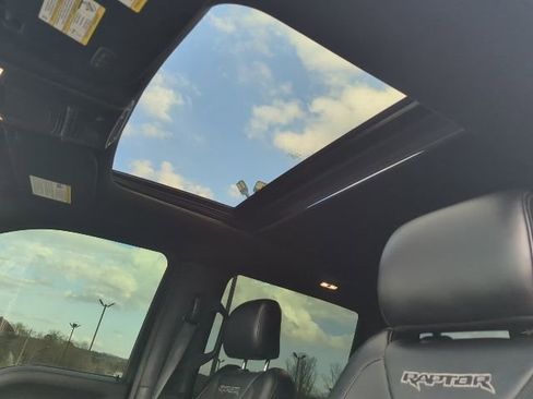 Used 2019 Ford F150 Raptor w/ Equipment Group 802A Luxury image 16