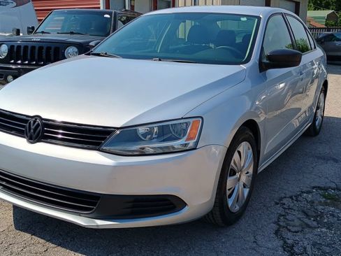 Used 2012 Volkswagen Jetta Sedan FWD image 1