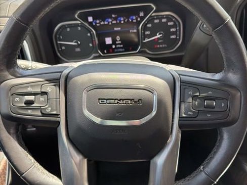 Used 2022 GMC Sierra 2500 Denali w/ Denali Ultimate Package image 7