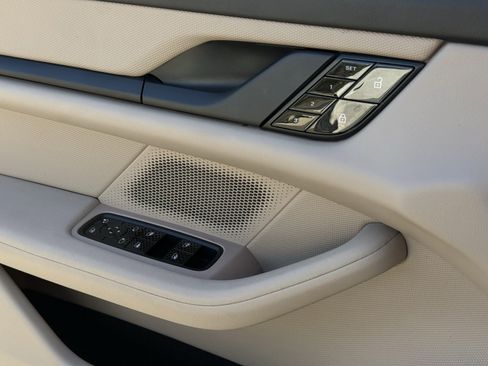 Certified 2021 Porsche Taycan 4S image 26