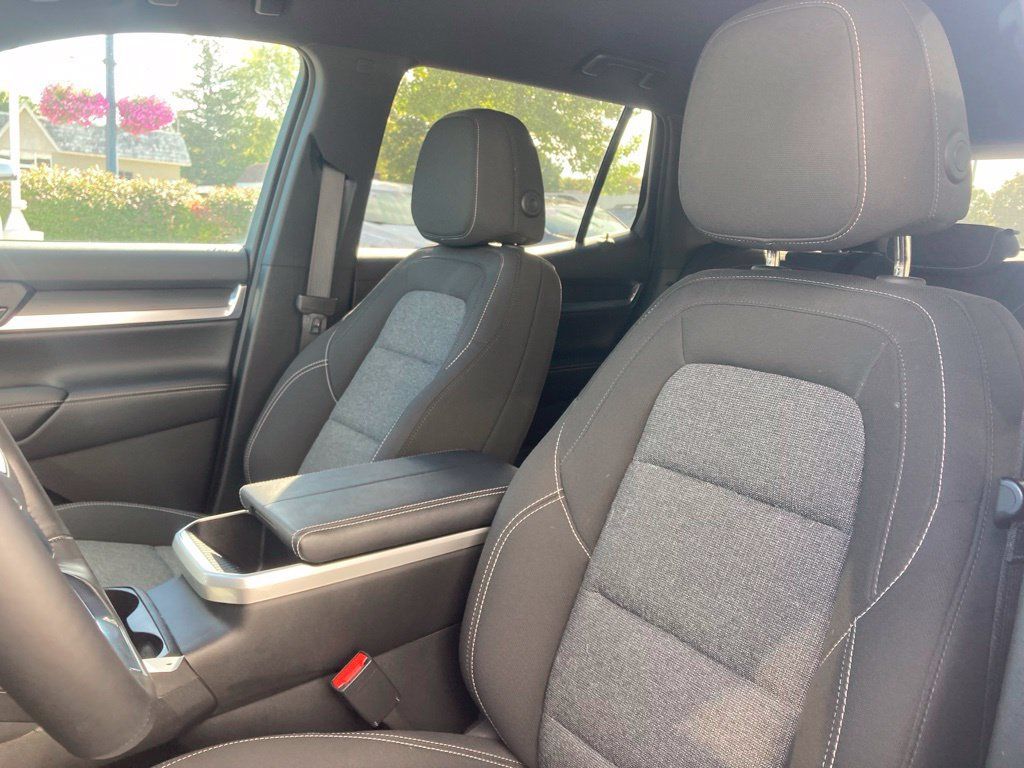 Certified 2025 GMC Terrain Elevation FWD image 22