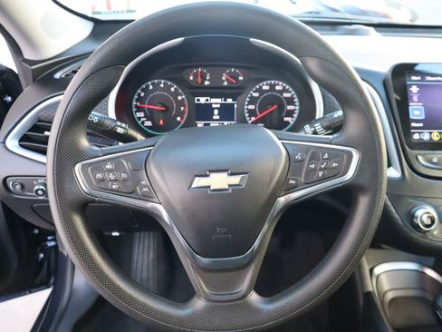 Used 2023 Chevrolet Malibu LT image 29