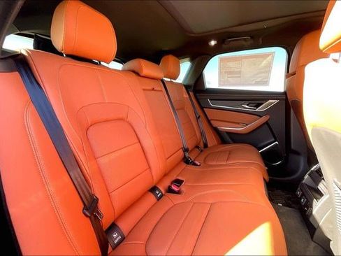 New 2025 Jaguar F-PACE R-Dynamic S image 11