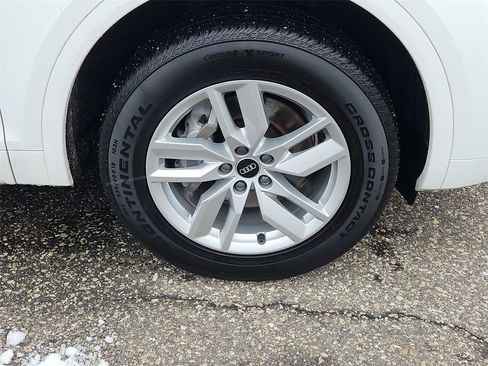 Certified 2023 Audi Q5 2.0T Premium w/ Convenience Package image 10