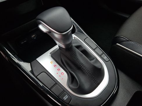 Certified 2024 Kia Forte GT-Line FWD image 14
