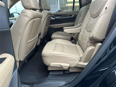 Used 2024 Cadillac XT6 Sport w/ Platinum Package image 31