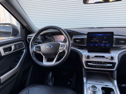 Used 2024 Ford Explorer XLT w/ Equipment Group 202A image 37