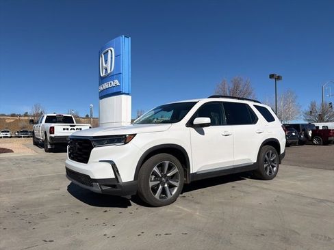 Certified 2024 Honda Pilot Elite image 1