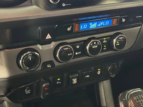 Used 2021 Toyota Tacoma TRD Pro AWD/4WD image 17