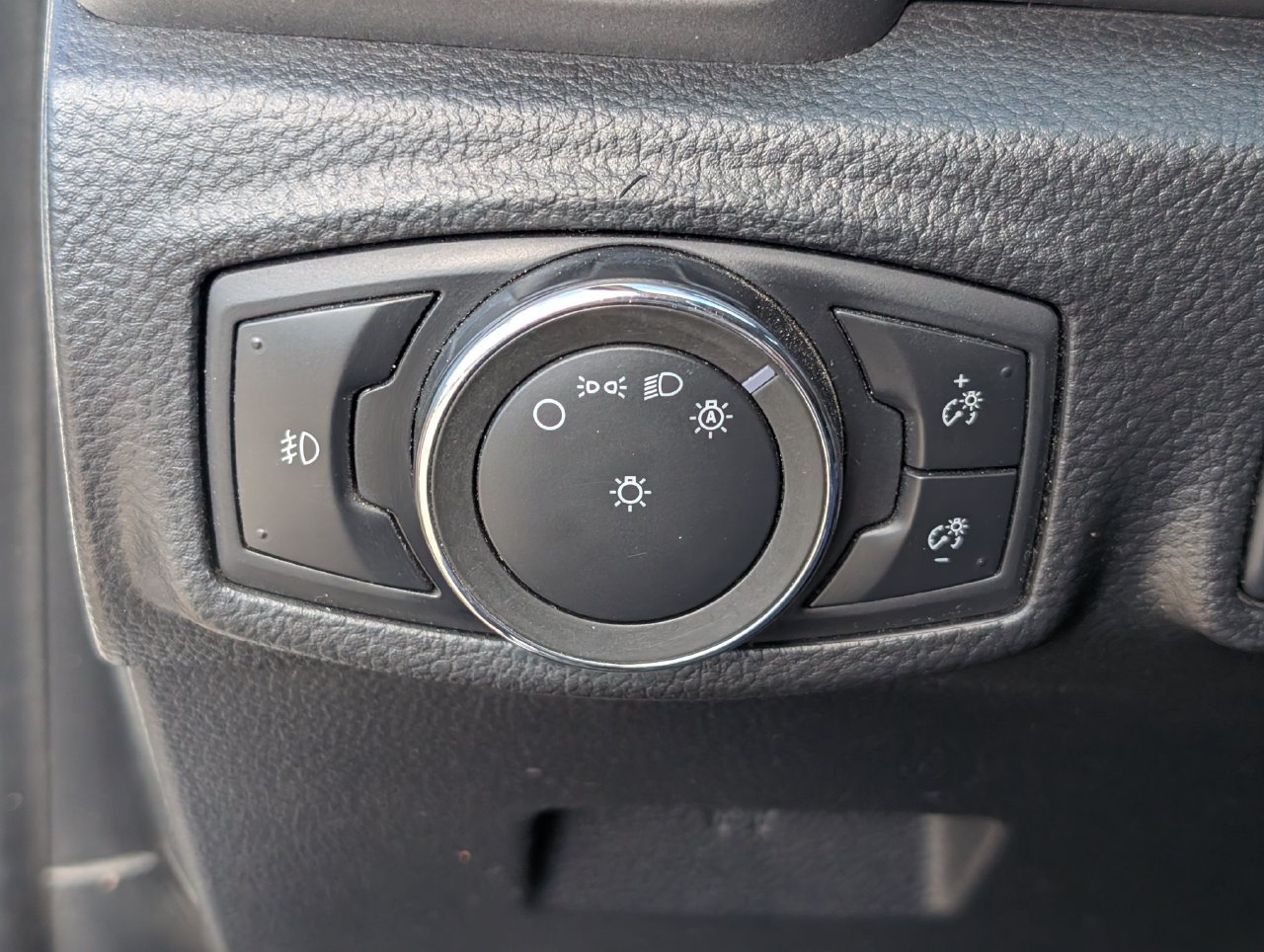 Used 2021 Ford Ranger XLT w/ Equipment Group 301A Mid AWD/4WD image 24