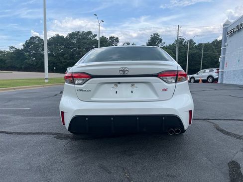 Used 2024 Toyota Corolla SE FWD image 6