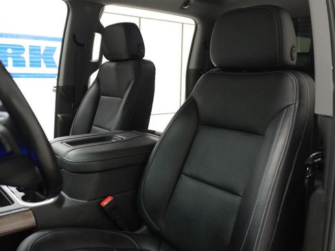 Used 2021 Chevrolet Silverado 1500 RST AWD/4WD image 6