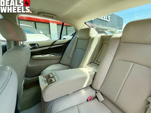 Used 2012 INFINITI G37 x Sedan w/ Premium Pkg AWD/4WD image 33