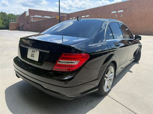 Used 2013 Mercedes-Benz C 250 Sedan image 5