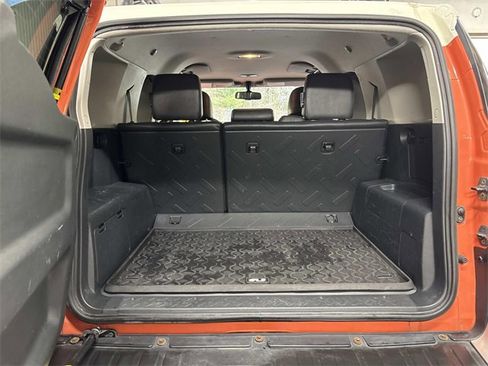 Used 2013 Toyota FJ Cruiser 4WD image 24