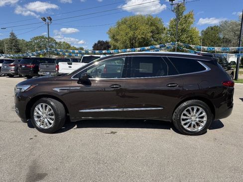 Used 2018 Buick Enclave Premium w/ Experience Buick Package AWD/4WD image 4